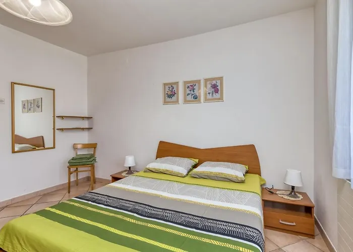 Azra Gostinjska kuća Pula